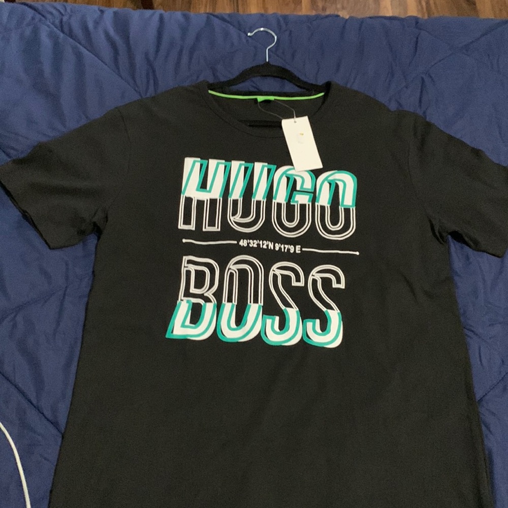 Hugo Boss black Tee Shirt